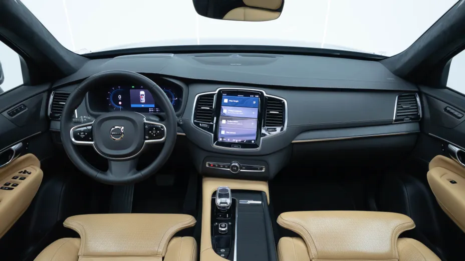 VOLVO XC90 XC90 T8 AWD Plug-In Hybrid Ultra Bright 7os aut