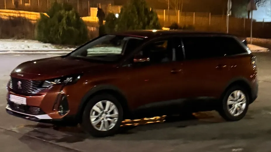 PEUGEOT 5008 5008 1.5 BlueHDI Active S&S EAT8