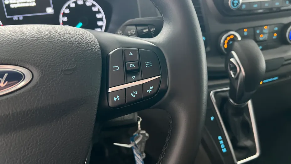 FORD Transit Custom Transit Custom Kombi 340 L2H1 Trend Aut.