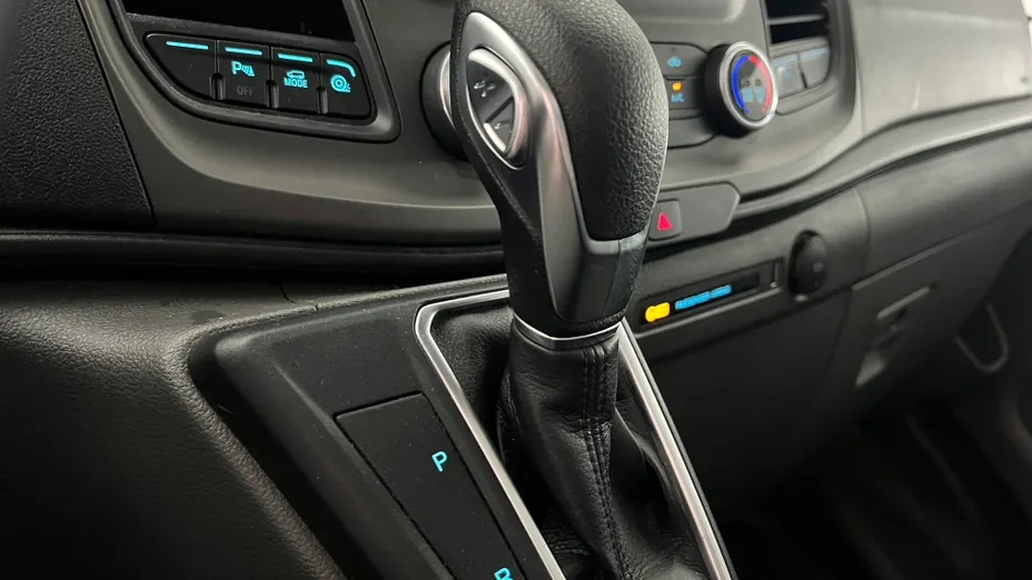 FORD Transit Custom Transit Custom Kombi 340 L2H1 Trend Aut.