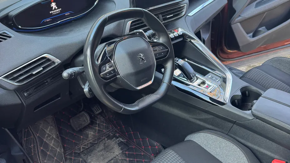 PEUGEOT 5008 5008 1.5 BlueHDI Active S&S EAT8