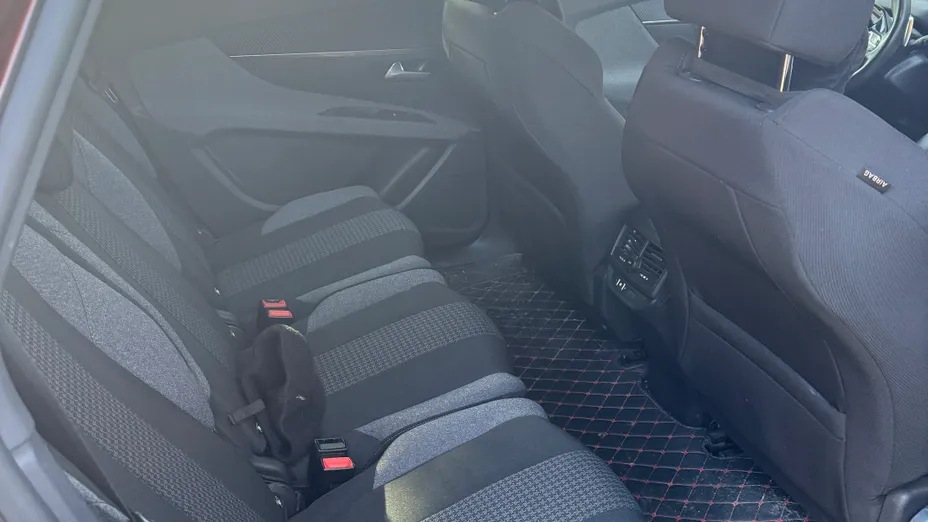 PEUGEOT 5008 5008 1.5 BlueHDI Active S&S EAT8