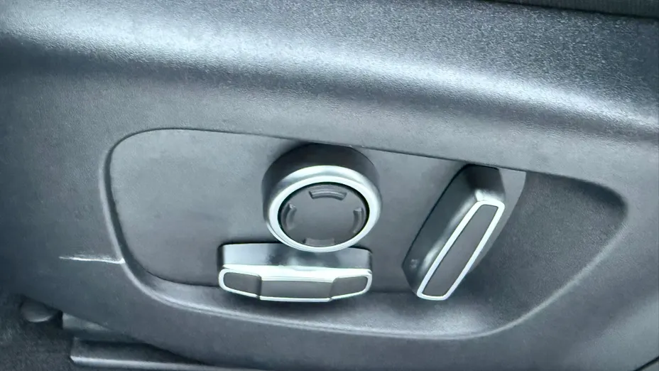 LAND ROVER Range Rover Evoque Evoque 1.5 P300e PHEV Dynamic SE