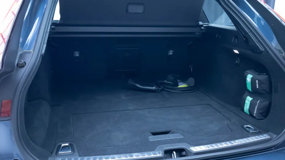 VOLVO V90 V90 T8 AWD Plug-In Hybrid Ultimate Bright aut