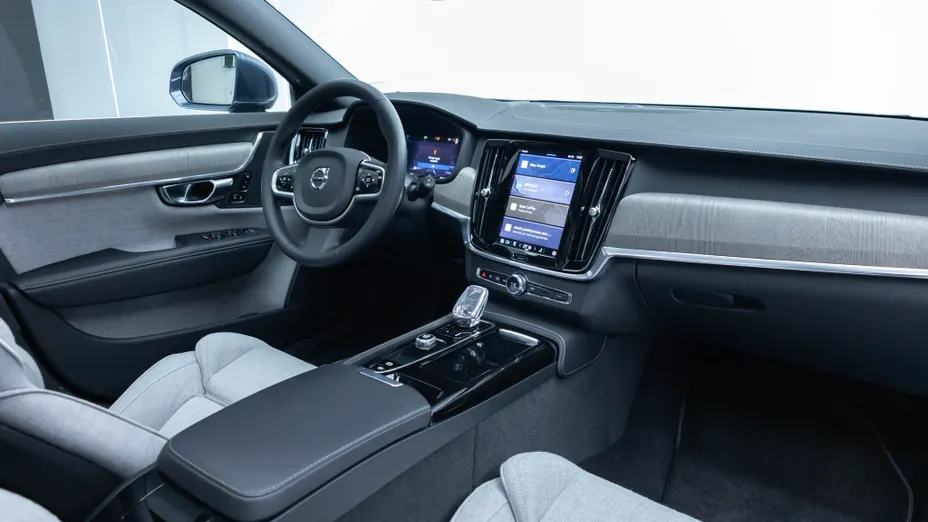 VOLVO V90 V90 T8 AWD Plug-In Hybrid Ultimate Bright aut