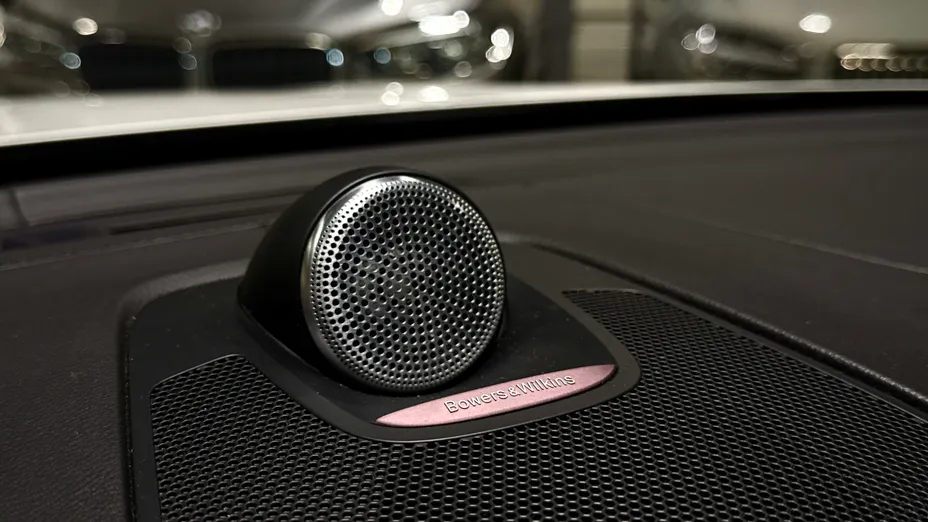 VOLVO XC60 XC60 T6 Plug-In Hybrid AWD Plus Bright aut