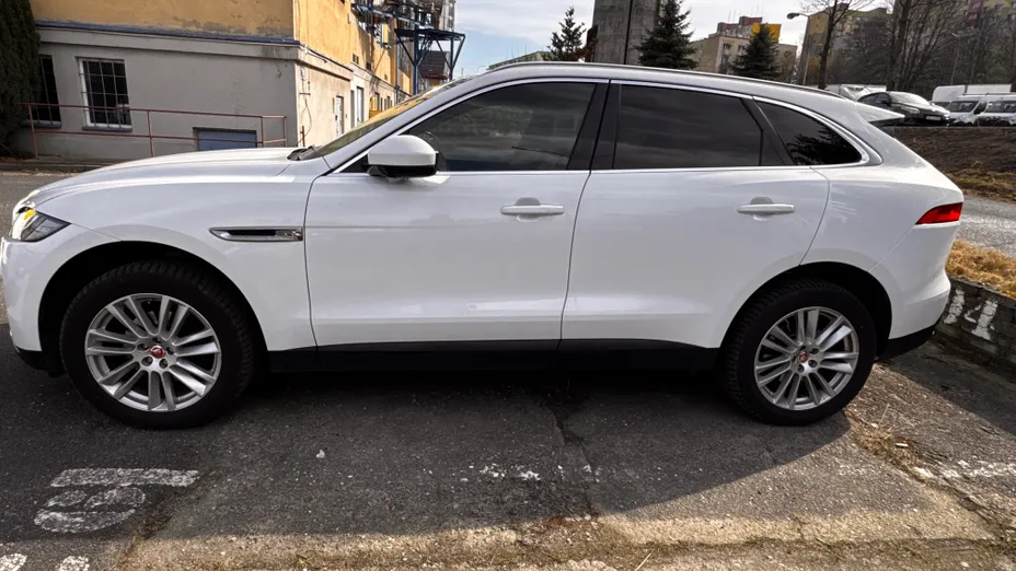 JAGUAR F-Pace F-Pace 2.0 i4D AWD Prestige aut