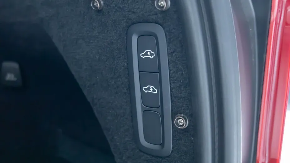 VOLVO XC90 XC90 T8 AWD Plug-In Hybrid Ultra Dark 7os aut