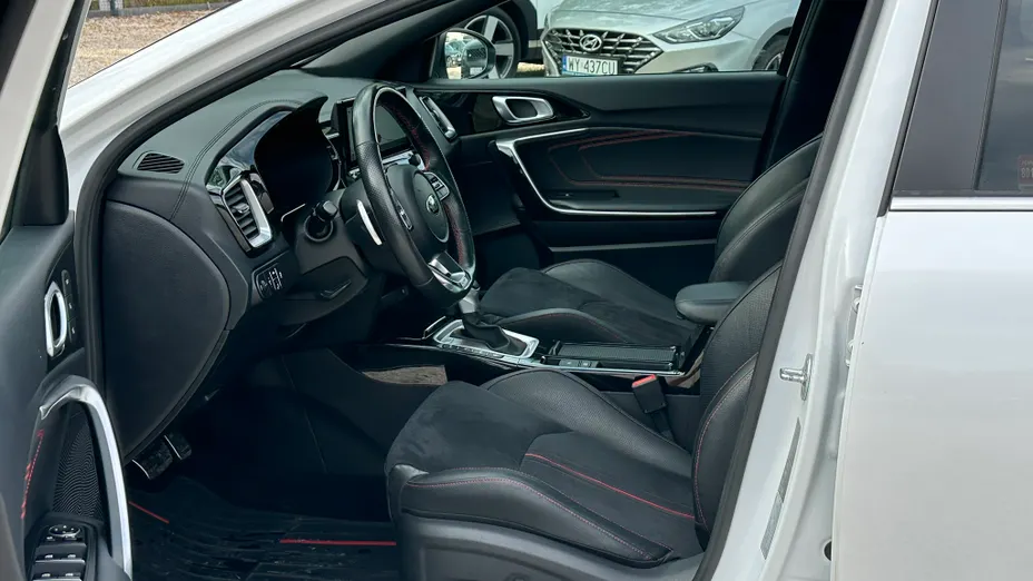 KIA Cee'd Ceed 1.6 T-GDI GT DCT