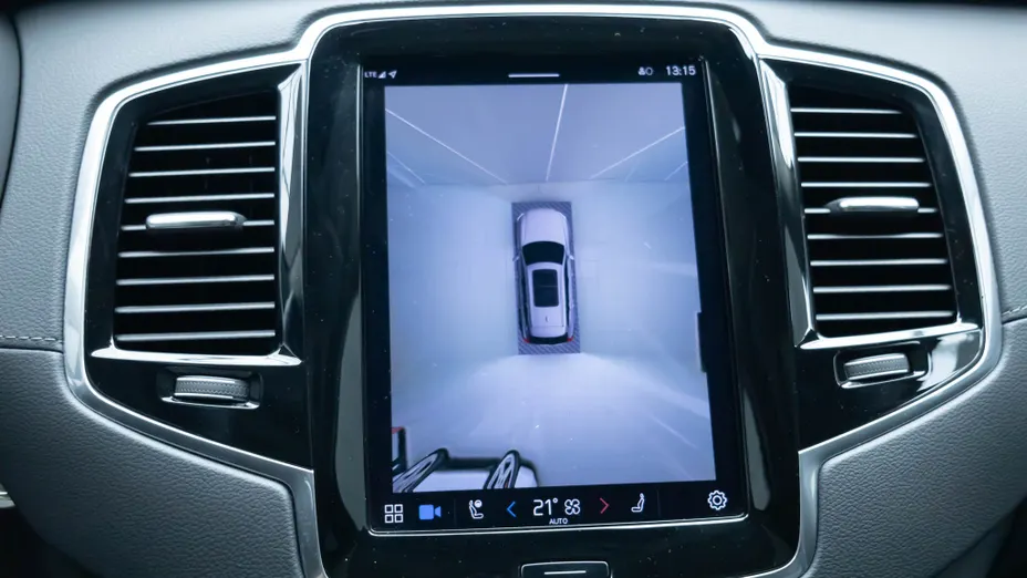 VOLVO XC90 XC90 T8 AWD Plug-In Hybrid Ultra Dark 7os aut