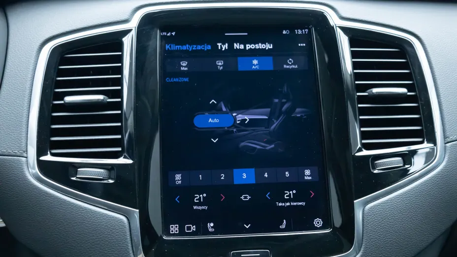 VOLVO XC90 XC90 T8 AWD Plug-In Hybrid Ultra Dark 7os aut