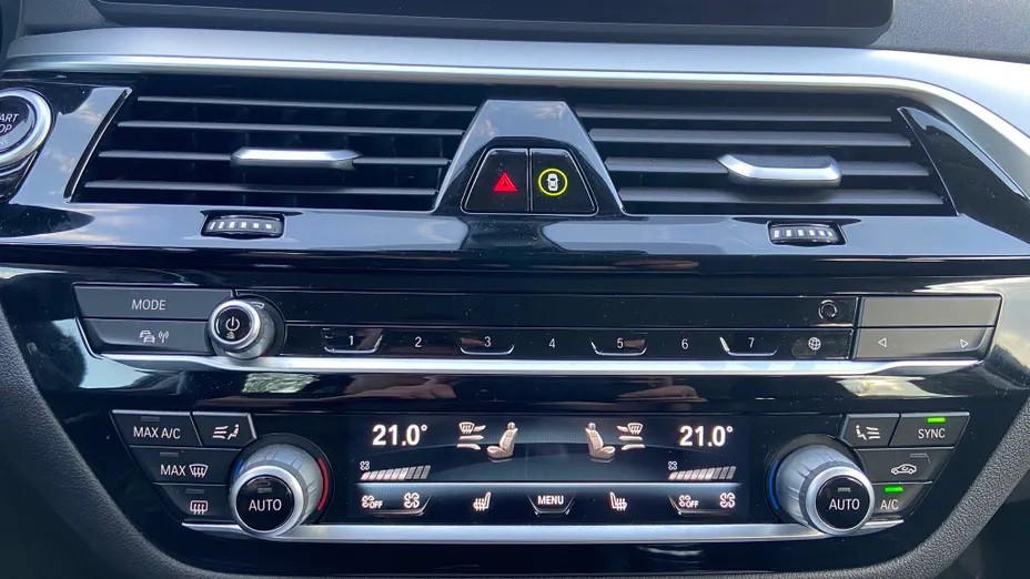 BMW Seria 5 530d mHEV sport-aut