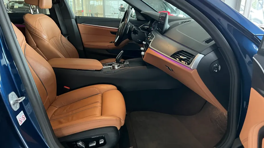 BMW Seria 5 520d mHEV Luxury Line sport-aut