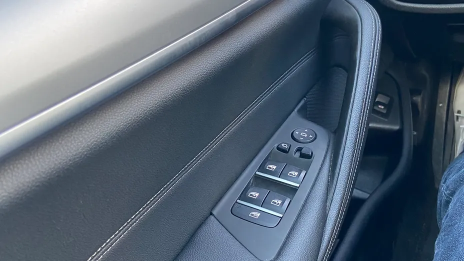 BMW Seria 5 530d mHEV sport-aut