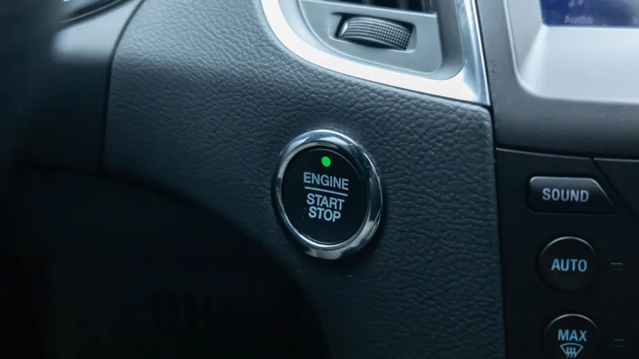 FORD S-MAX S-MAX 2.5 Hybrid ST-Line CVT 7os.