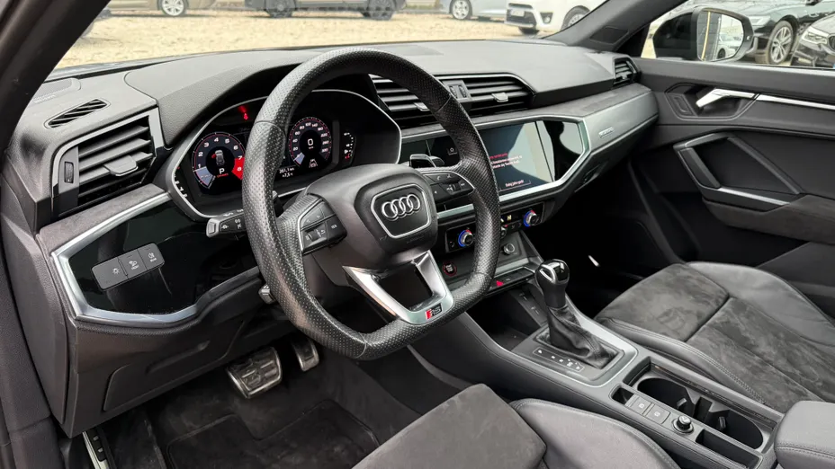 AUDI Q3 Q3 RS S tronic