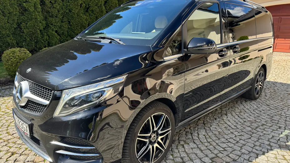 MERCEDES-BENZ V Klasa V 300 d 4-Matic 9G-Tronic Exclusive (długi)
