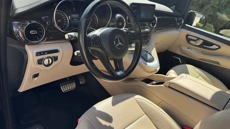 MERCEDES-BENZ V Klasa V 300 d 4-Matic 9G-Tronic Exclusive (długi)