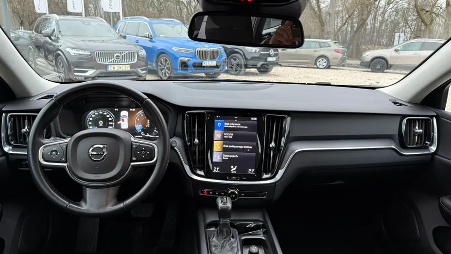 VOLVO V60 V60 T4 Momentum aut