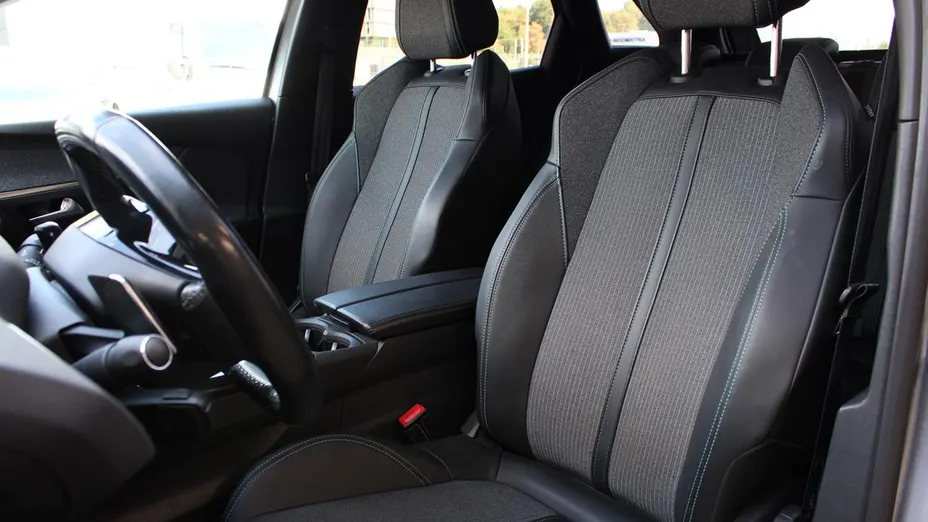 PEUGEOT 3008 3008 1.5 BlueHDi Allure S&S EAT8