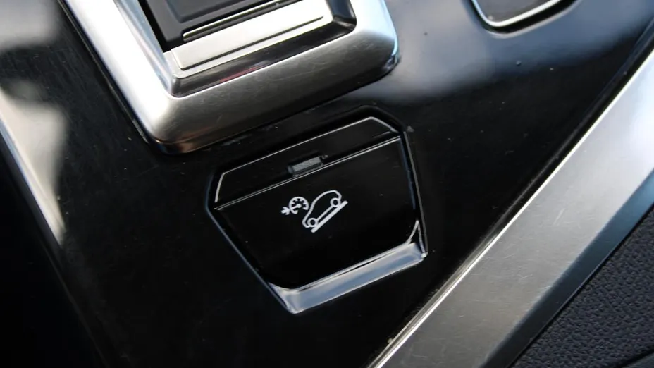 PEUGEOT 3008 3008 1.5 BlueHDi Allure S&S EAT8