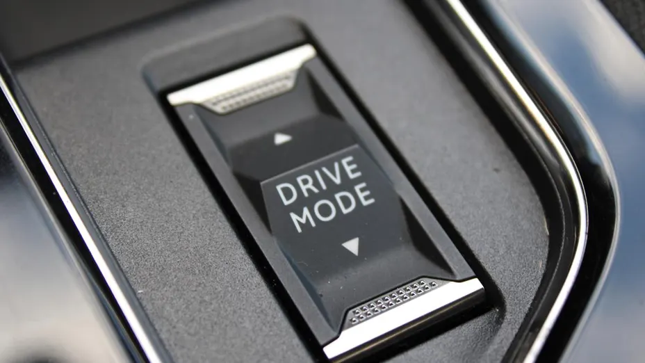 PEUGEOT 3008 3008 1.5 BlueHDi Allure S&S EAT8