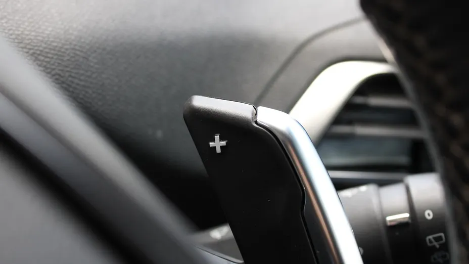 PEUGEOT 3008 3008 1.5 BlueHDi Allure S&S EAT8