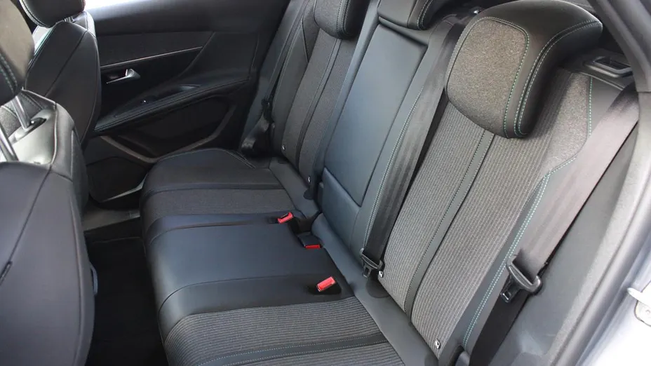 PEUGEOT 3008 3008 1.5 BlueHDi Allure S&S EAT8