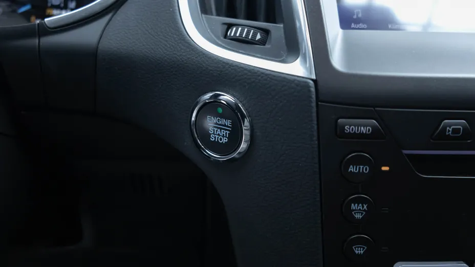 FORD S-MAX S-MAX 2.5 Hybrid ST-Line CVT