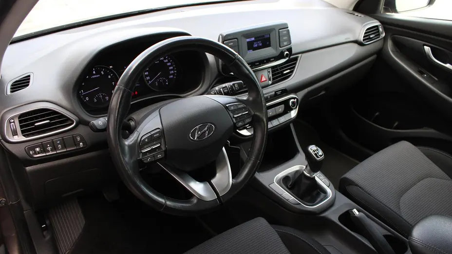 HYUNDAI i30 i30 1.5 DPI Classic +