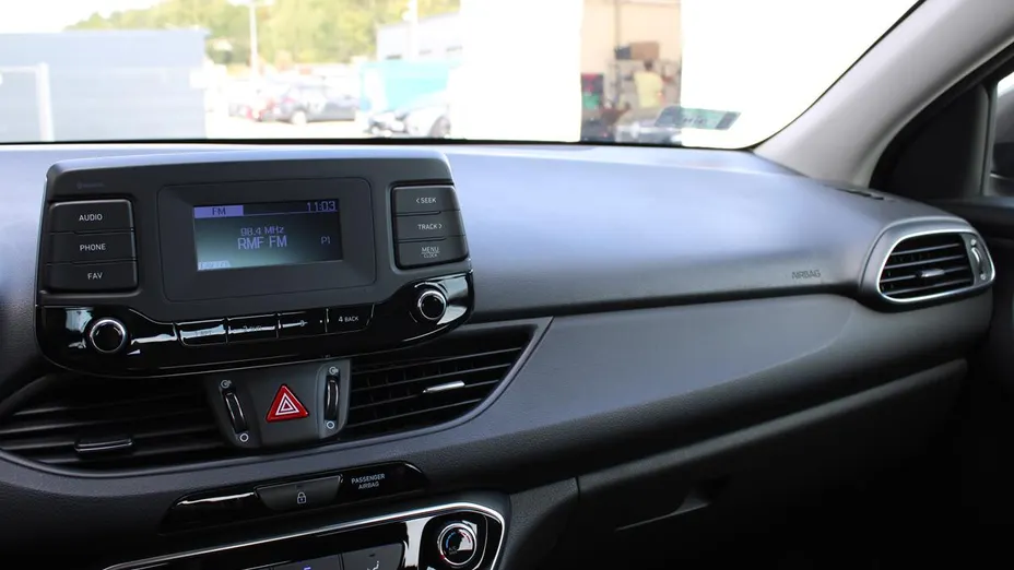 HYUNDAI i30 i30 1.5 DPI Classic +