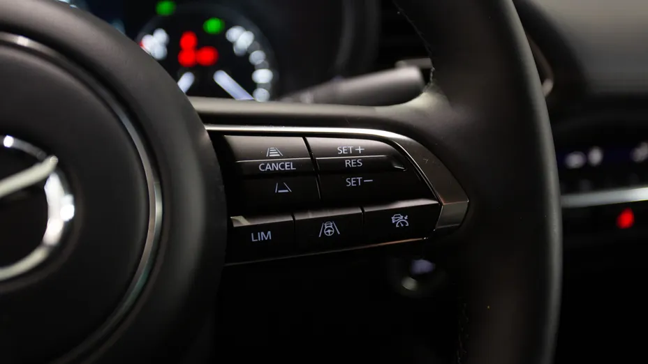 MAZDA 3 3 2.0 mHEV Exclusive-Line aut Nowy