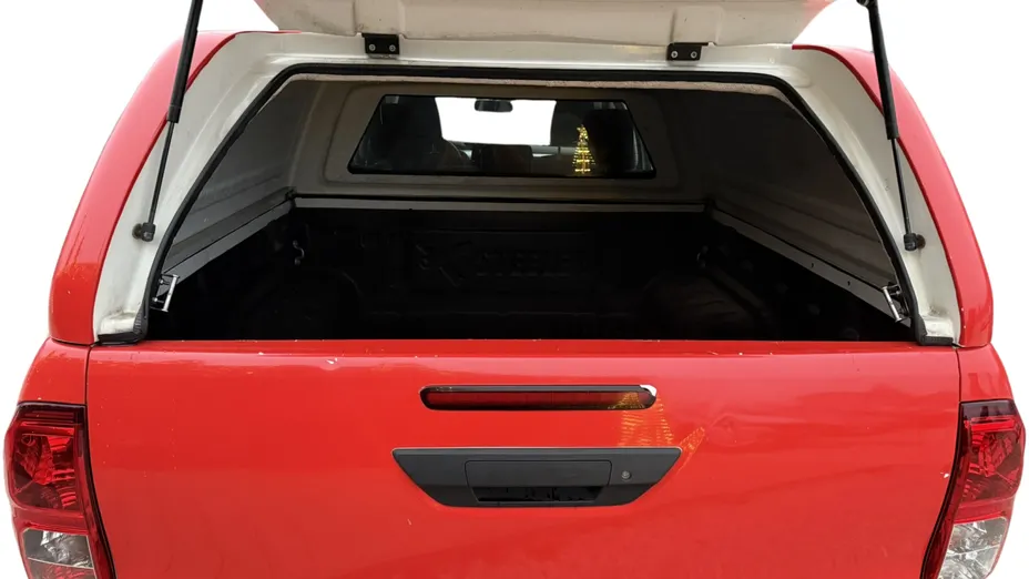 TOYOTA HiLux Hilux 2.4 D-4D Double Cab DLX 4x4