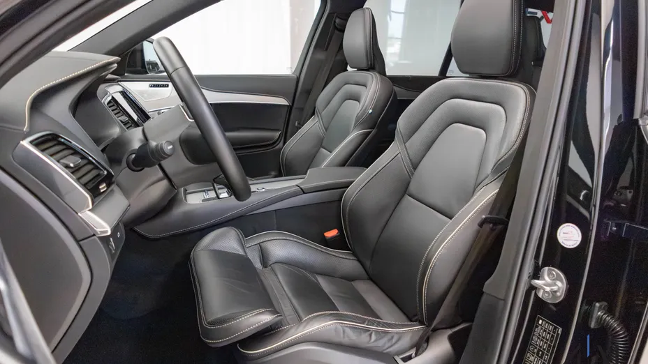 VOLVO XC90 XC90 B5 D AWD Ultimate Dark 7os aut