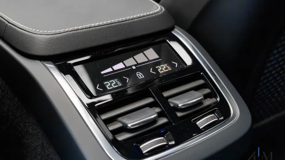 VOLVO XC90 XC90 B5 D AWD Ultimate Dark 7os aut