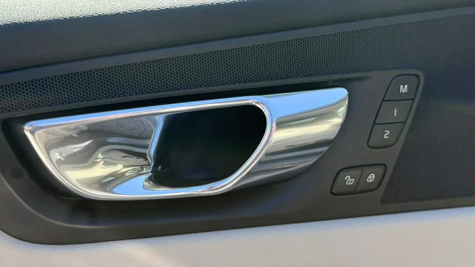 VOLVO XC60 XC60 B6 B AWD Inscription aut