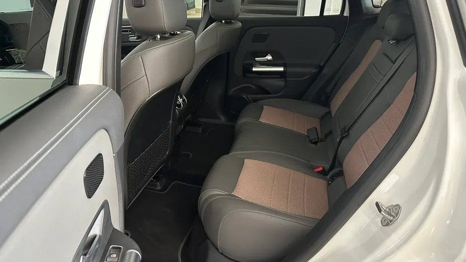 MERCEDES-BENZ EQA EQA 250 66.5kWh Electric Art