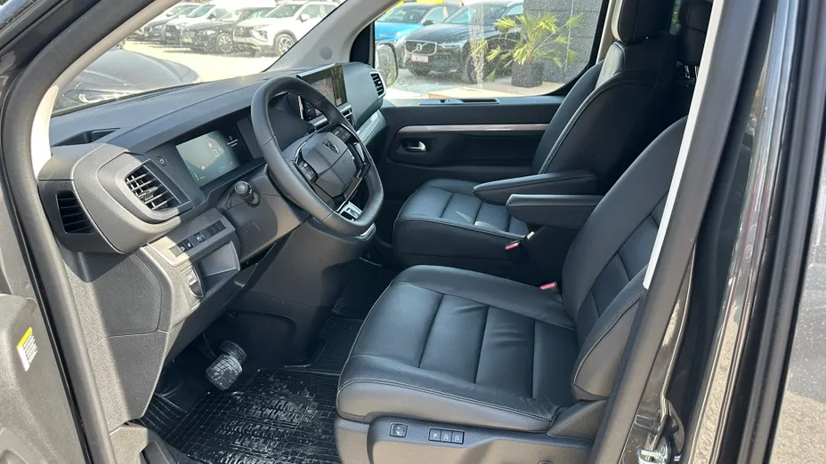 PEUGEOT Traveller Traveller 2.0 BlueHDi Long Business VIP EAT8