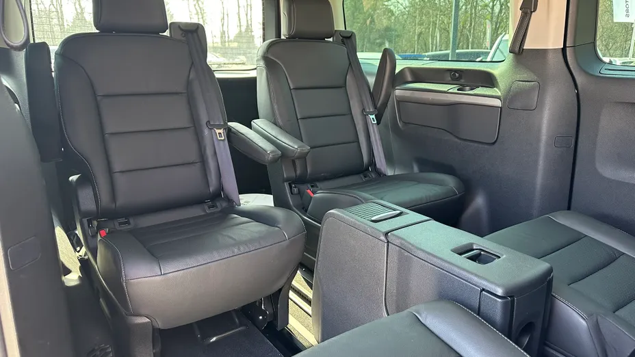 PEUGEOT Traveller Traveller 2.0 BlueHDi Long Business VIP EAT8