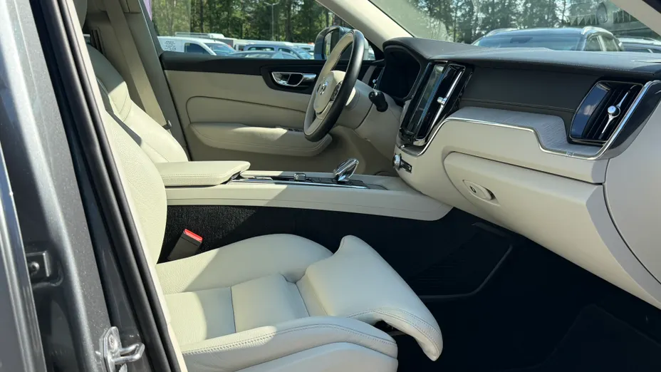 VOLVO XC60 XC60 B6 B AWD Inscription aut