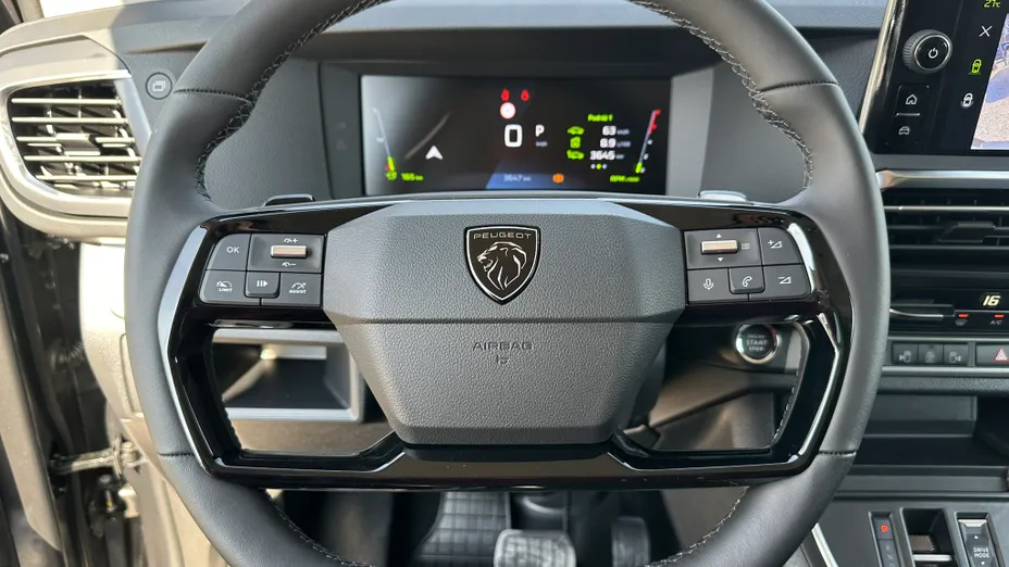 PEUGEOT Traveller Traveller 2.0 BlueHDi Long Business VIP EAT8