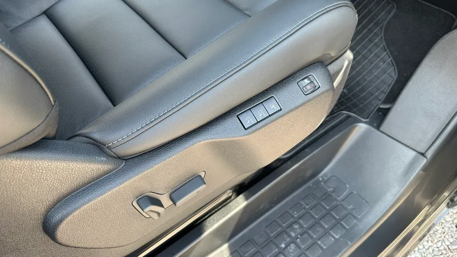 PEUGEOT Traveller Traveller 2.0 BlueHDi Long Business VIP EAT8