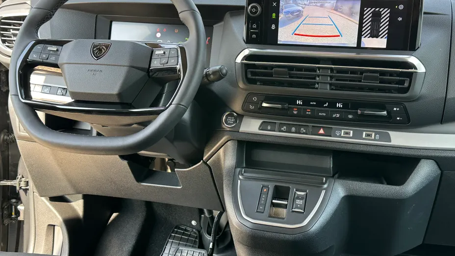 PEUGEOT Traveller Traveller 2.0 BlueHDi Long Business VIP EAT8