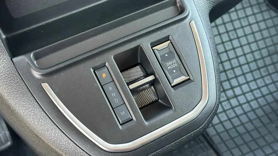 PEUGEOT Traveller Traveller 2.0 BlueHDi Long Business VIP EAT8