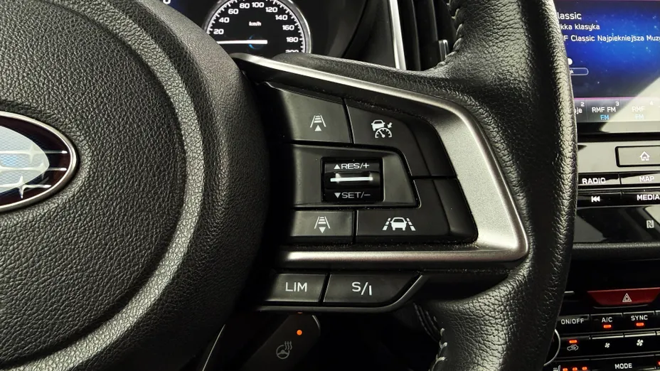 SUBARU Forester Forester 2.0i-L Platinum (EyeSight) Lineartronic