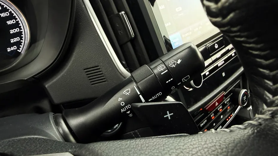 SUBARU Forester Forester 2.0i-L Platinum (EyeSight) Lineartronic