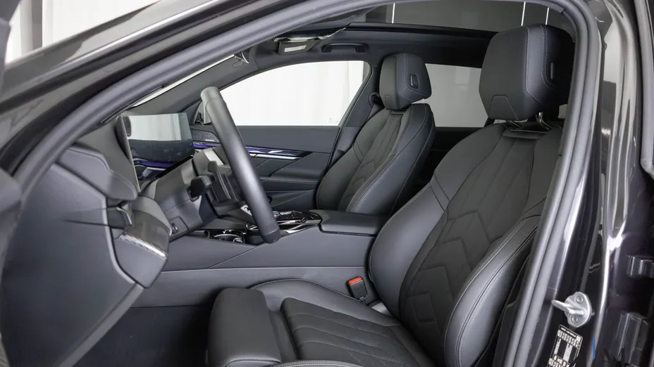BMW Seria 5 520d xDrive mHEV M Sport aut