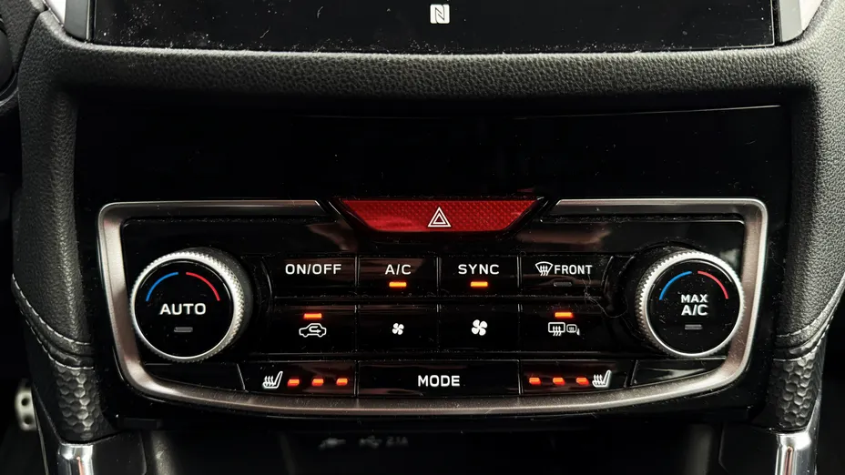 SUBARU Forester Forester 2.0i-L Platinum (EyeSight) Lineartronic