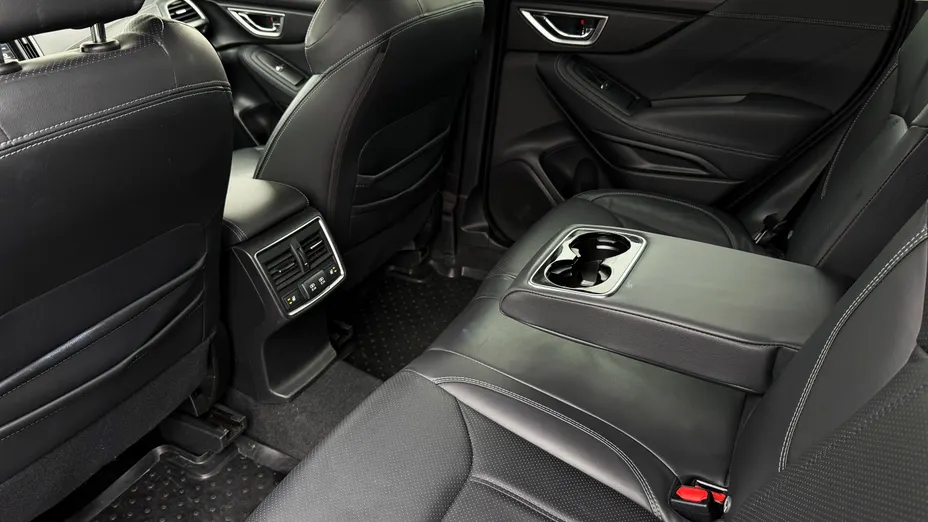 SUBARU Forester Forester 2.0i-L Platinum (EyeSight) Lineartronic