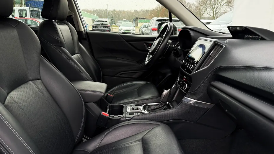 SUBARU Forester Forester 2.0i-L Platinum (EyeSight) Lineartronic